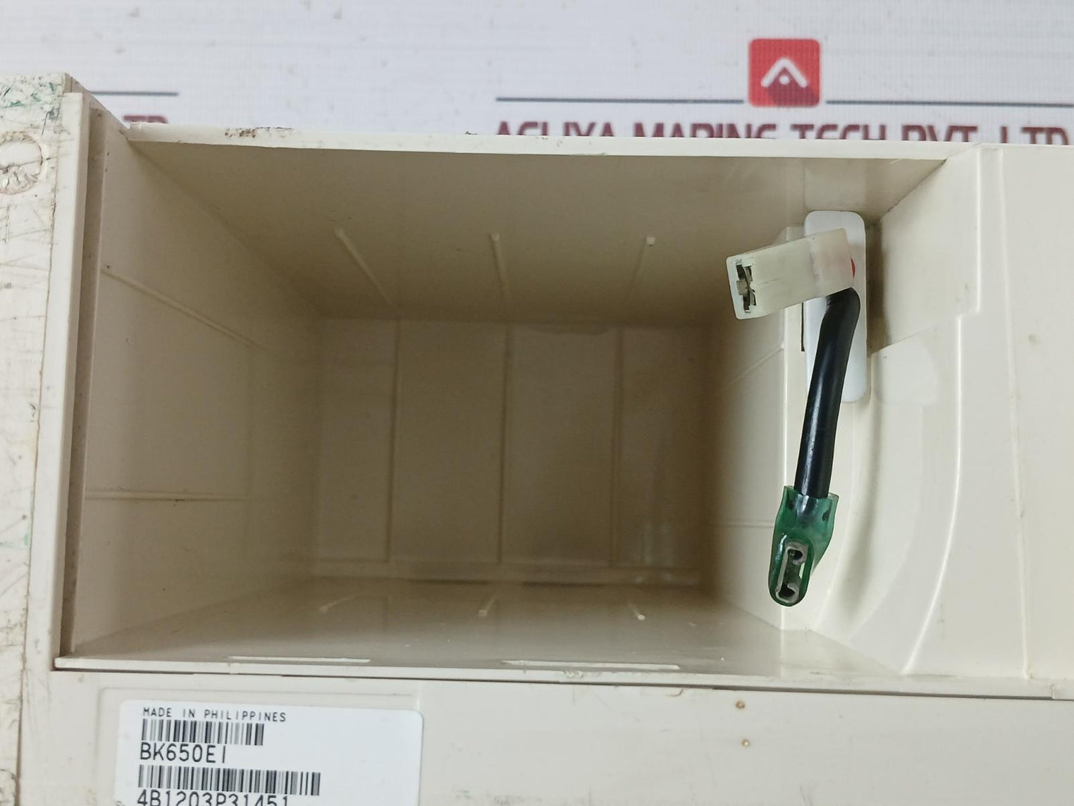 Apc Bk650Ei Back-ups Uninterruptible Power Supply Cs 220-240V, 5.3A 50-60Hz 400W