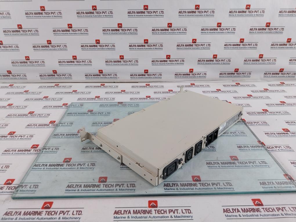 Apc Su044-1 Redundant Switch Ac 220-240V; 50-60Hz , Input: 2 X 13A (3000Va)