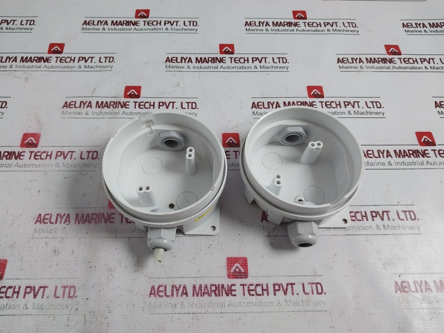 Apollo 38531-931 Deckhead Mounting Box, M20