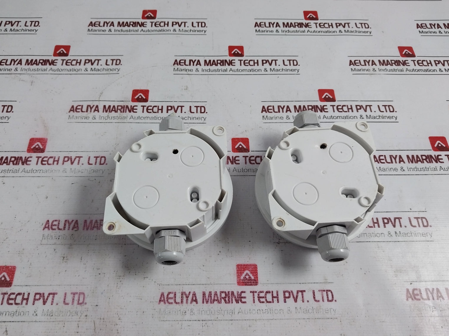 Apollo 38531-931 Deckhead Mounting Box, M20