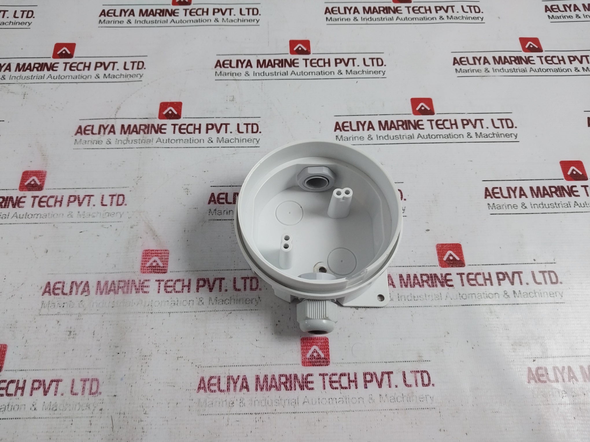 Apollo 38531-931 Deckhead Mounting Box, M20