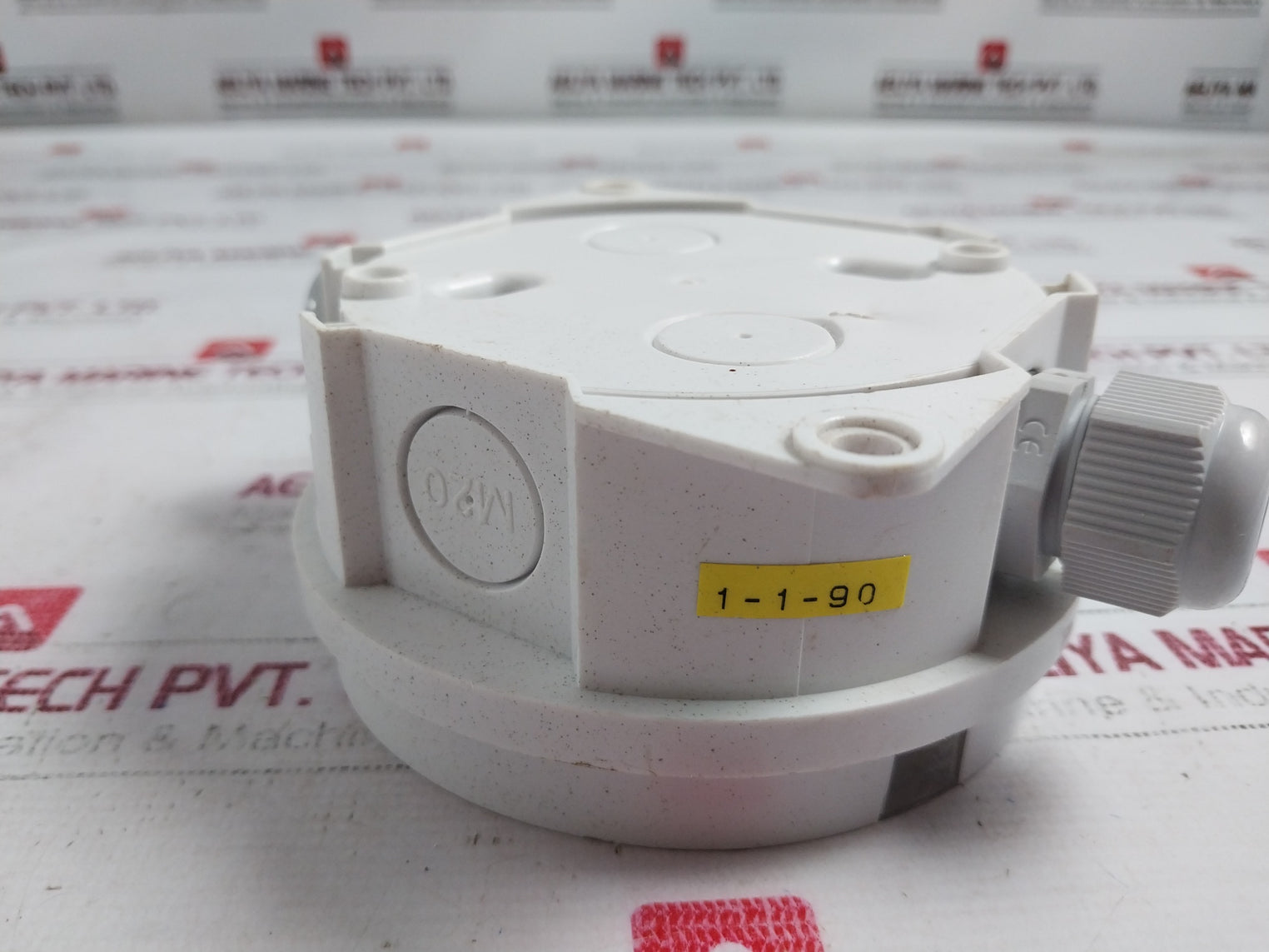 Apollo 38531-931 Deckhead Mounting Box, M20