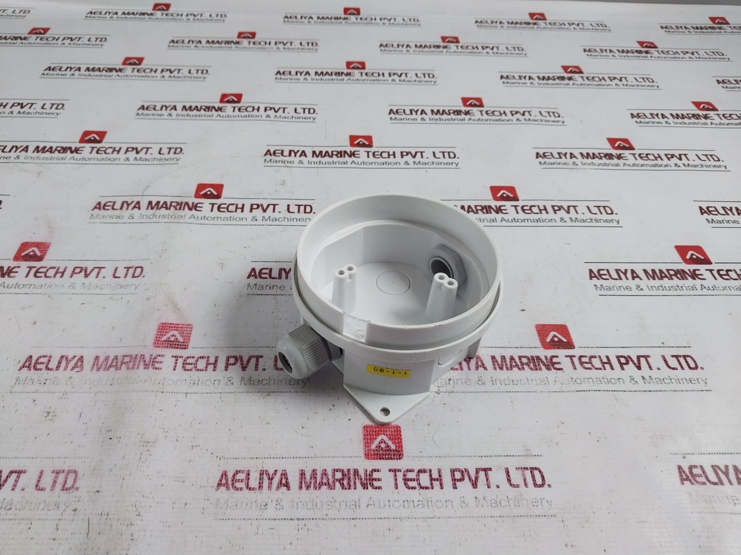 Apollo 38531-931 Deckhead Mounting Box, M20