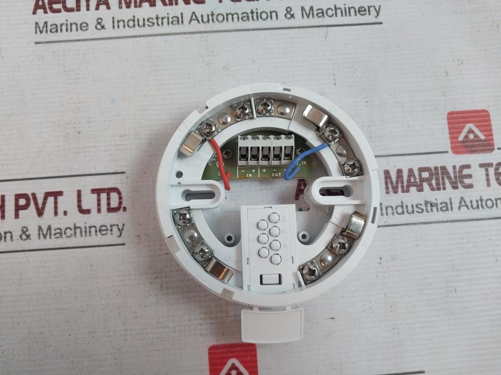 Apollo 45681-284 Apo Addressable Isolating Base 20D En54-17 2005 17-28Vdc 5-9V