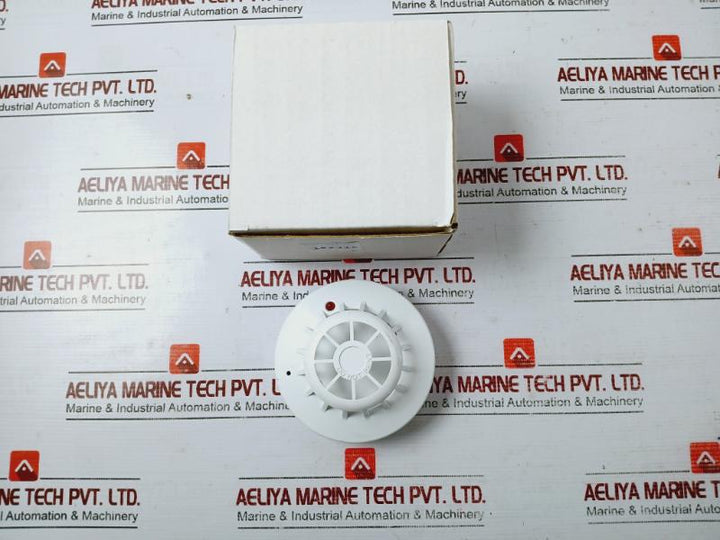 Apollo 55000-153Apo Heat Detector 39214-031 16 To 34Vdc