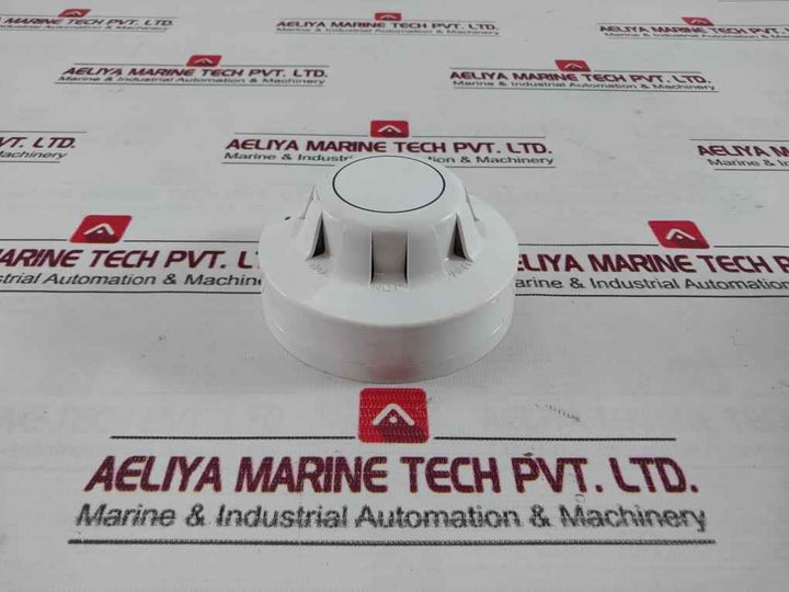 Apollo 55000-216 Apo Ionisation Smoke Detector 9-33 Vdc 45681200R