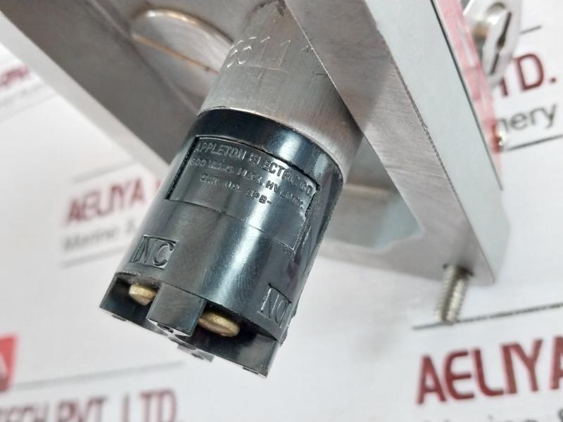 Appleton Efkb102 M Selector Switch Cover Assembly 600 Vac Max 60Hz