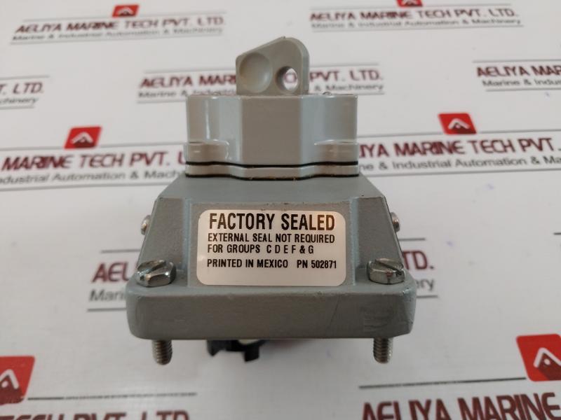 Appleton Efkb102 M Selector Switch Cover Assembly 600 Vac Max 60hz