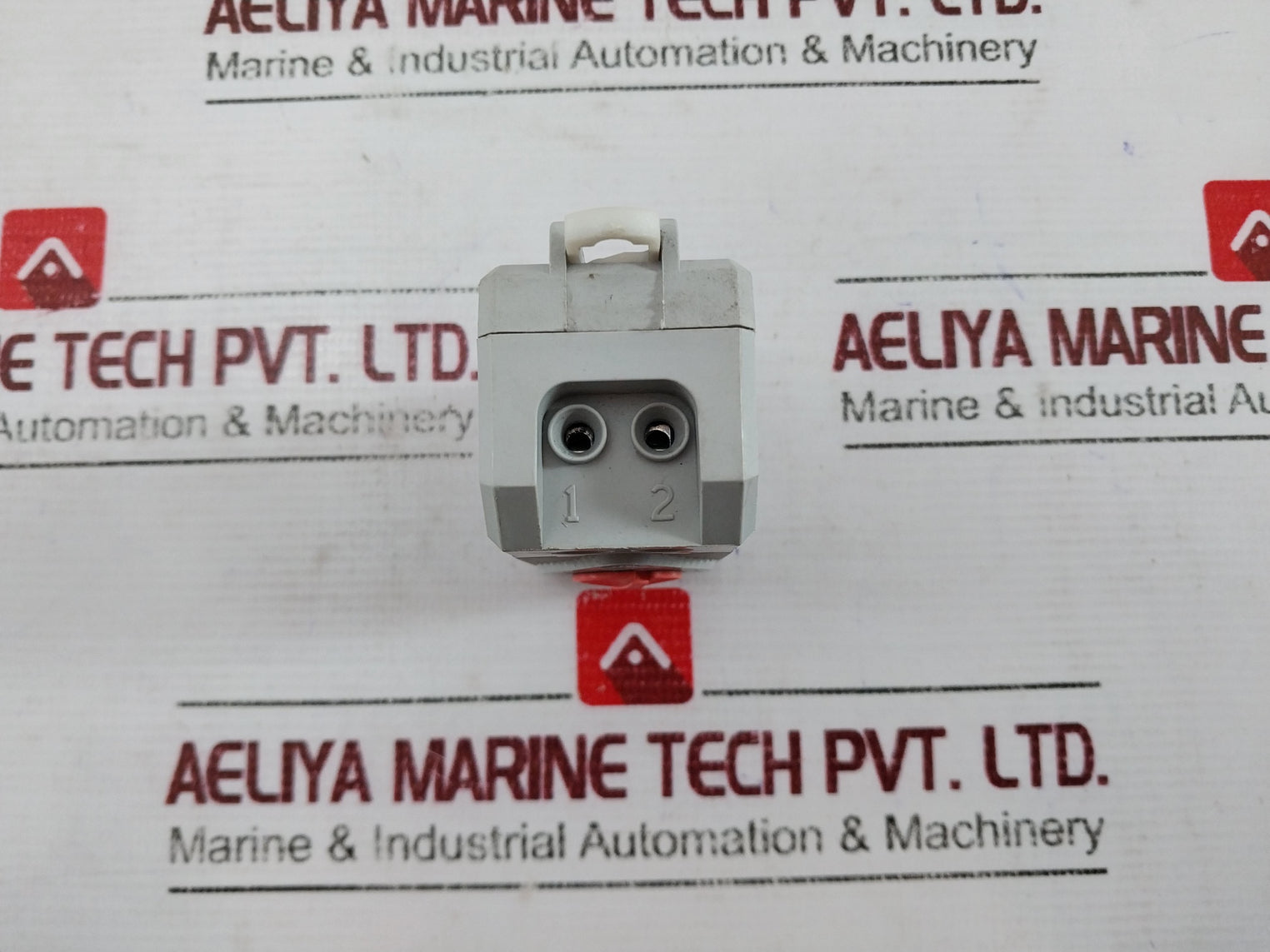 Apt Controls 0-60 Enclosure Thermostat (Bimetal) 16A 250V~ 15A 120V~