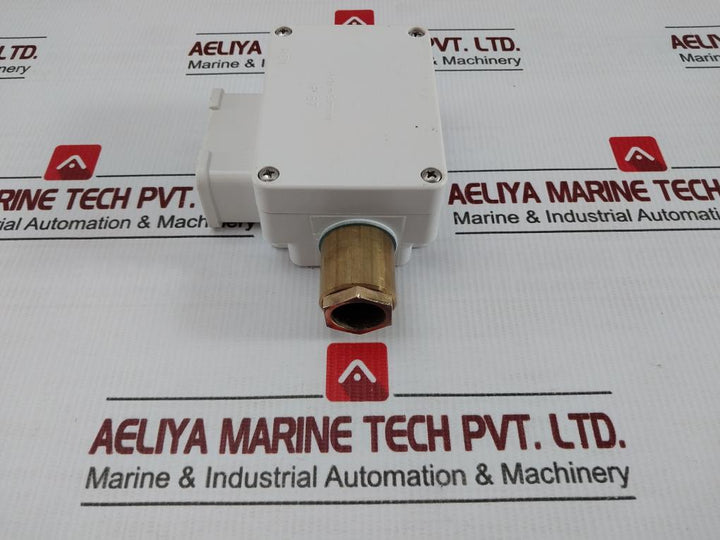 Aqua Signal Connection Box Kit Ip67 9840025400