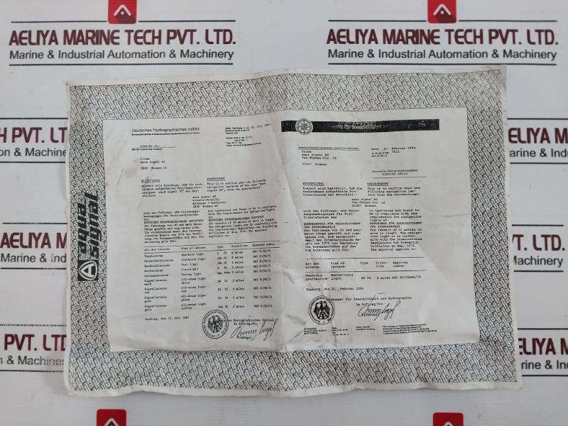 Aqua Signal Series 70 Double Lens Navigation Light 3070104000 24V