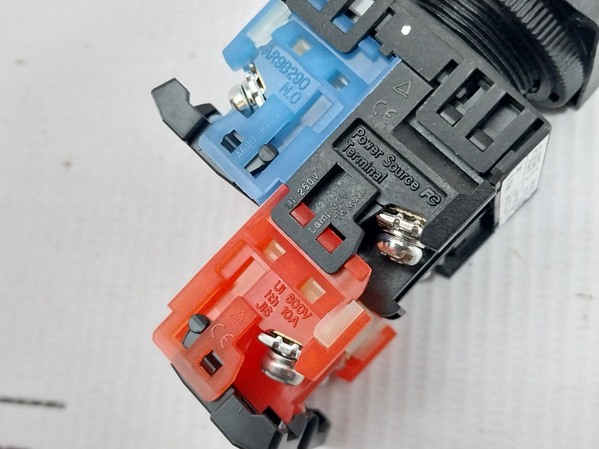 Ar22F5M-11E3A Push Button Switch With Lamp 30V 1W Max. 10A Fuji Electric