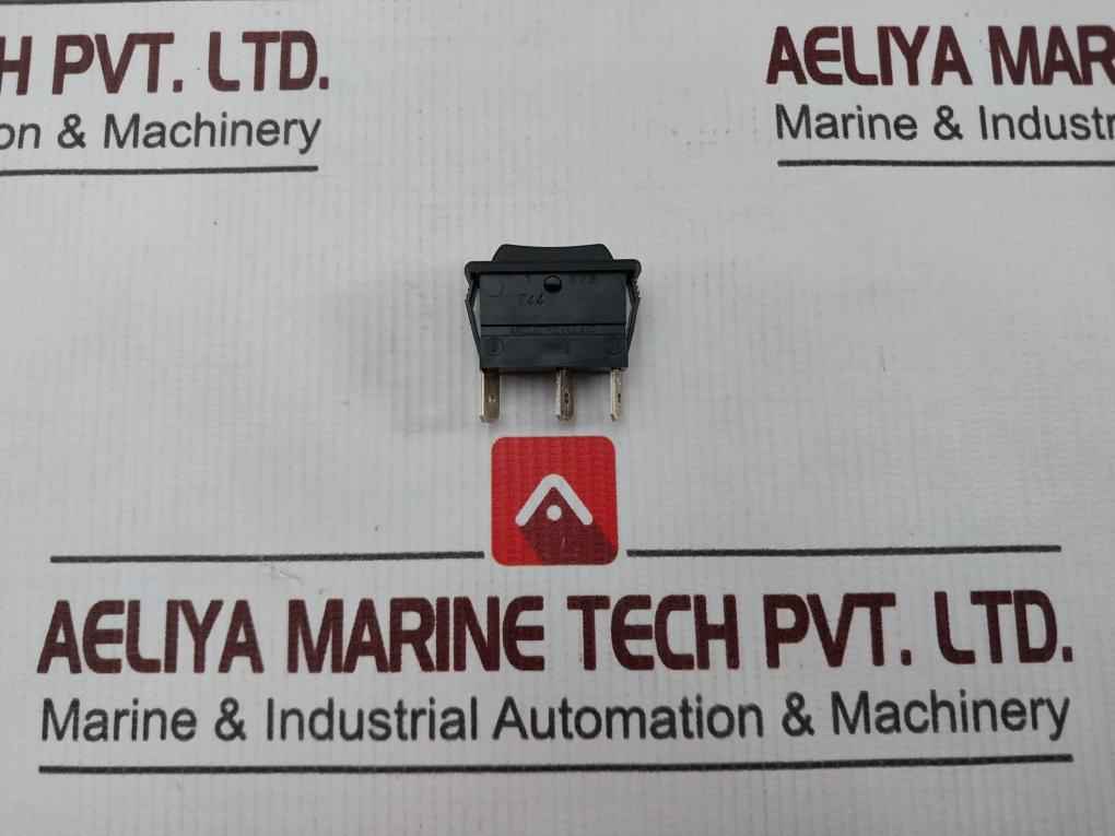 Arcolectric C1522At Rocker Switch 16A R 250Vac
