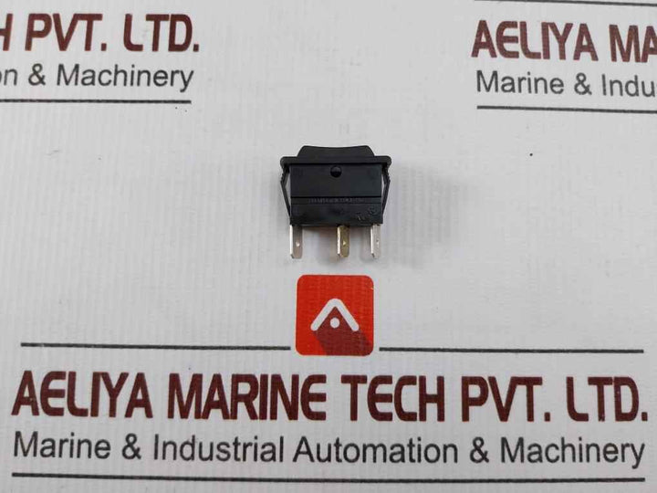 Arcolectric C1522at Rocker Switch 250v-ac 16a