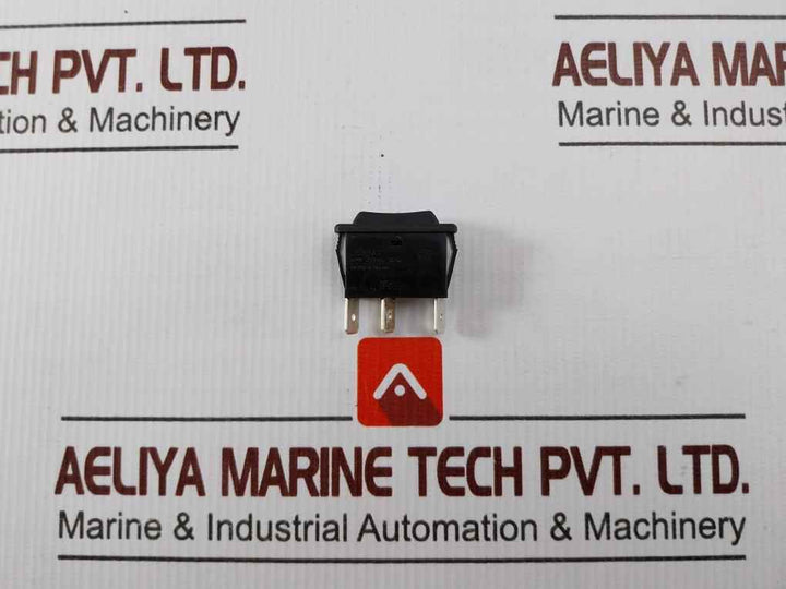 Arcolectric C1522at Rocker Switch 250v-ac 16a