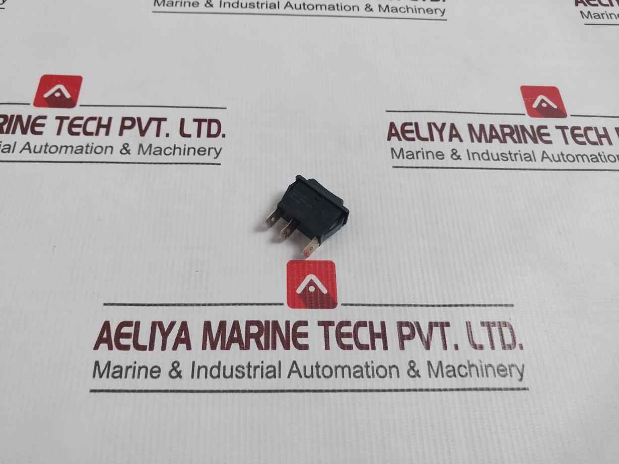 Arcolectric C1522at Rocker Switch 250vac