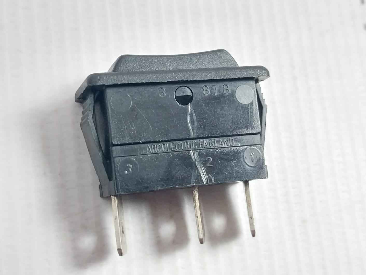 Arcolectric C1522at Rocker Switch 250vac