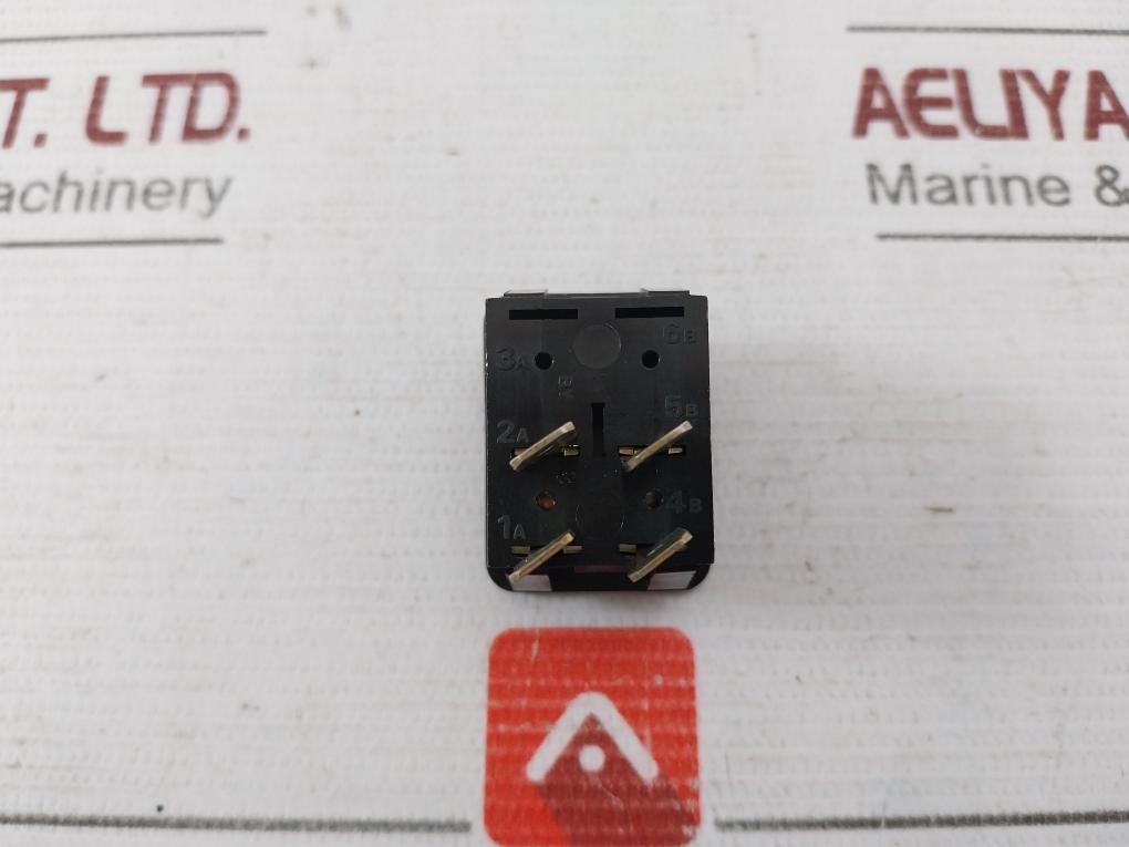 Arcolectric C1553Pb Rocker Switch 250V