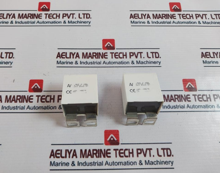 Lot of 3X Arcotronics Mkp C.4bs Capacitor 200v