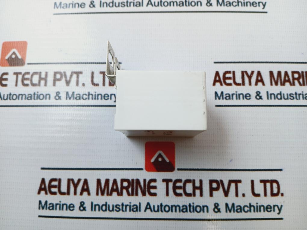 Lot of 7X Arcotronics Capacitor MKP C.4BS