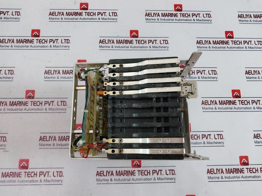 Areva Skd11bf8003bch Check Synchronising Relay 63.5/110v 50hz 220-250vdc