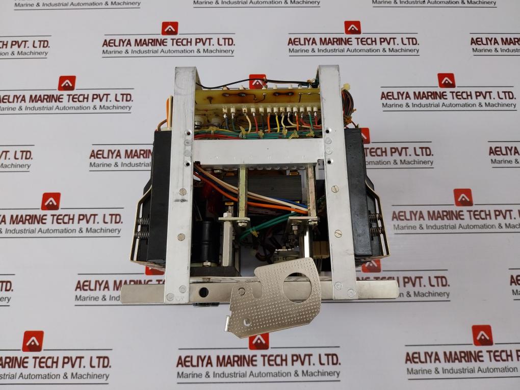Areva Ske 11Bf8002Bch Check Synchronising Relay V1,V2-63.5V/110V 50Hz