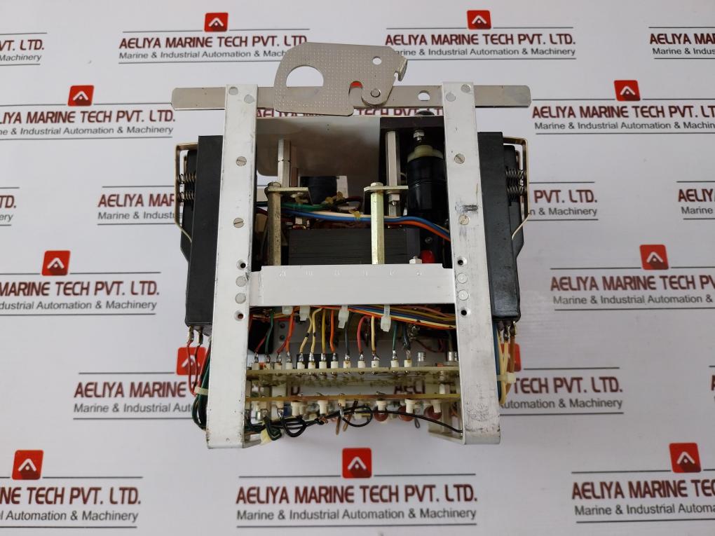 Areva Ske 11Bf8013Bch Check Synchronising Relay 63.5/110V 220/230V Dc