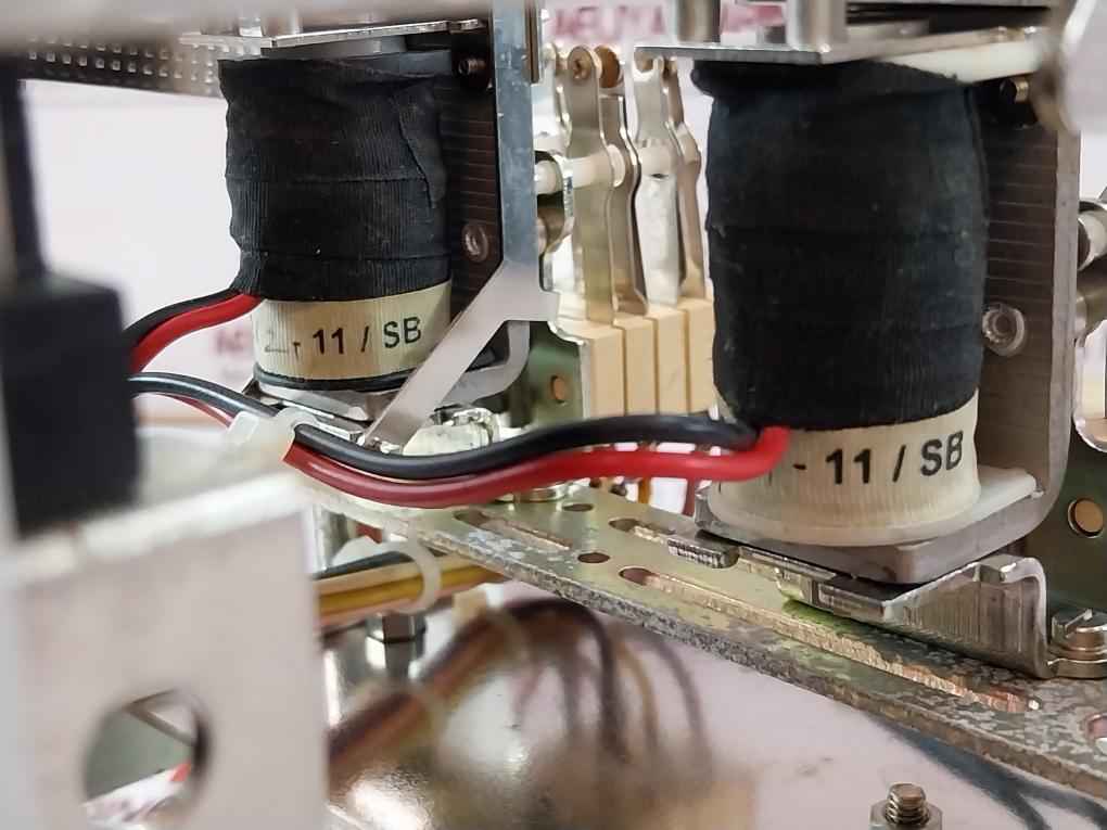 Areva Vagm22Af171G Instantaneous Under Voltage Relay 110Ac 50Hz