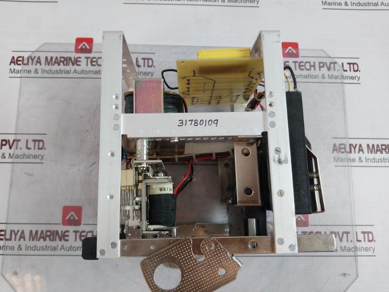 Areva Vagm22Af171G Instantaneous Under Voltage Relay Madz602.15-2 110Ac 50Hz