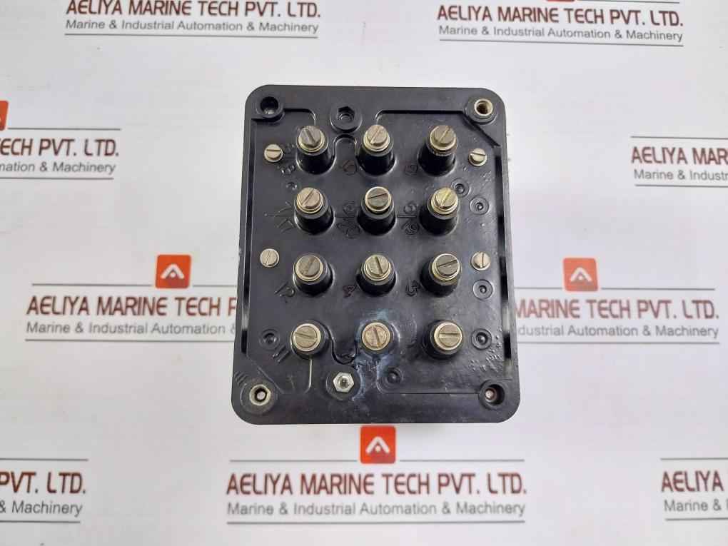 Areva Vtt11Zg8053Bch Definite Time Relay 220-230 Dc 0.5-5 Sec