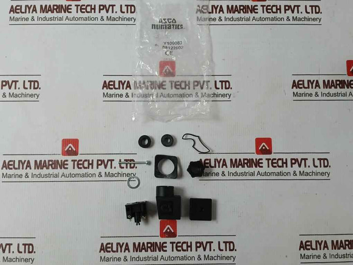 Asco 19000008 Direct Operated Solenoid Pilot Valve Set 230V 50/60Hz