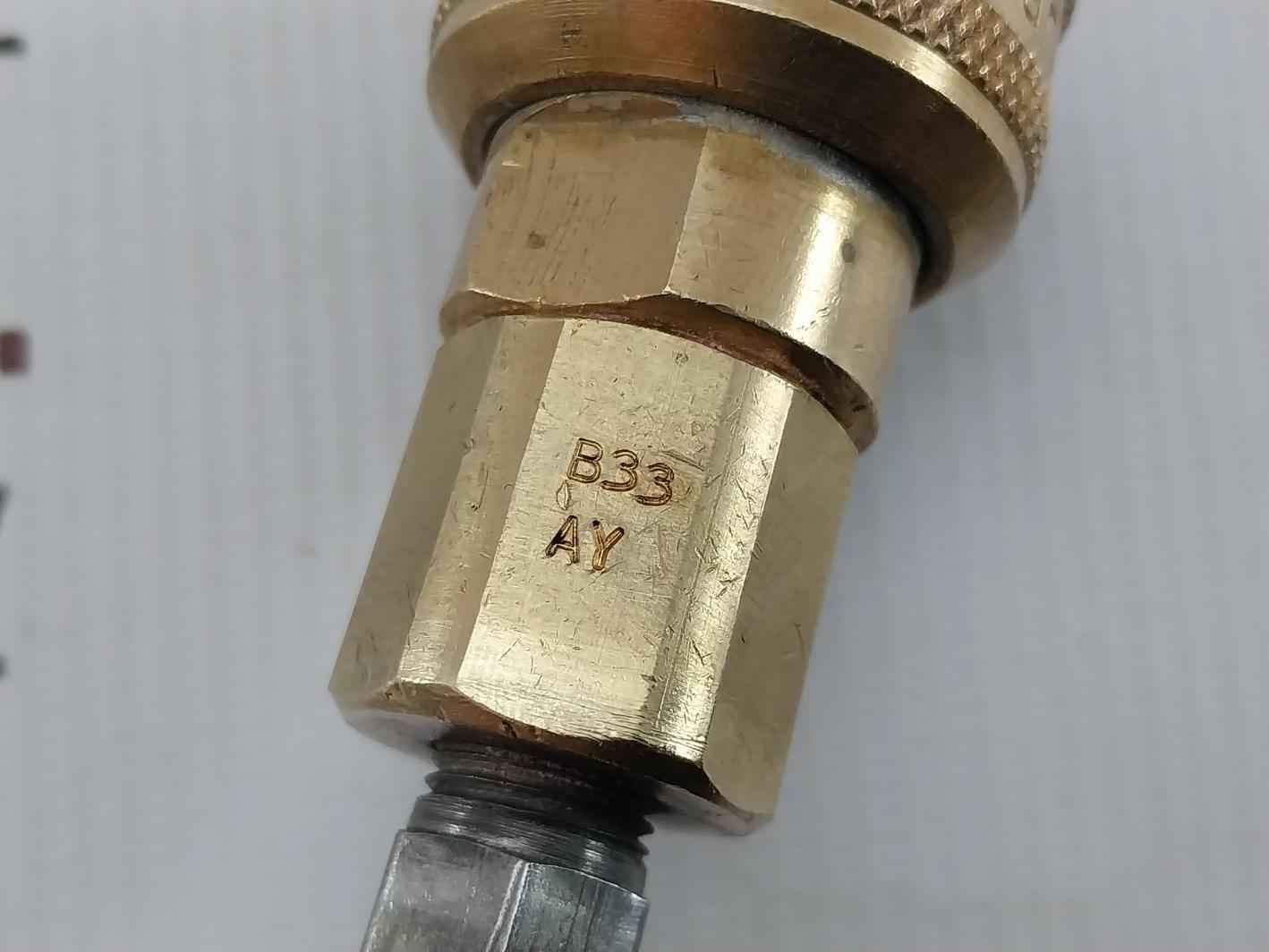 Ashcroft 593-47 Pressure Gauge With Hose 0-8000 Kpa 0-1150 Psi 30 Series