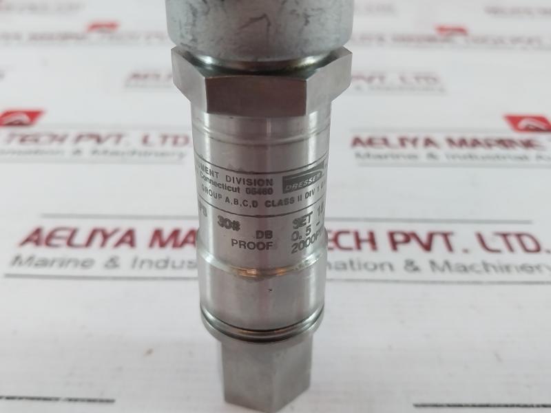 Ashcroft Apsr7Mcs04 Watertight Pressure Switch 1A 125Vac 2000 Psi Proof