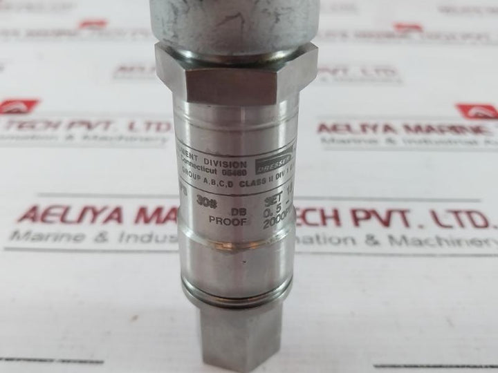 Ashcroft Apsr7Mcs04 Watertight Pressure Switch 1A 125Vac 2000 Psi Proof