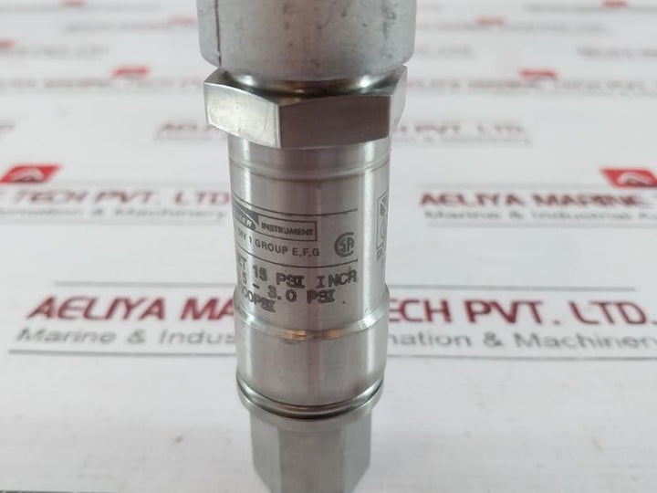 Ashcroft Apsr7Mcs04 Watertight Pressure Switch 1A 125Vac 2000 Psi Proof