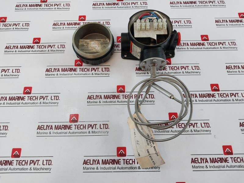 Ashcroft T761T05030-xfs Temperature Switch, 75-205°F, 15A 238A380-01