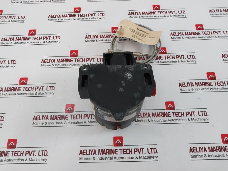 Ashcroft T761T05030-xfs Temperature Switch, 75-205°F, 15A 238A380-01