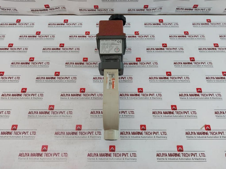 J+J L55 Z V1 Butterfly Valve W/ Electrical Valve Actuator 12-48 Dc // 15-48 Ac