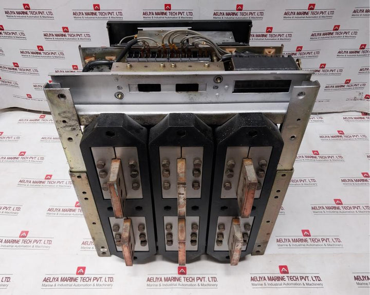 At 25 Terasaki Air Circuit Breaker 50/60Hz 690Vac