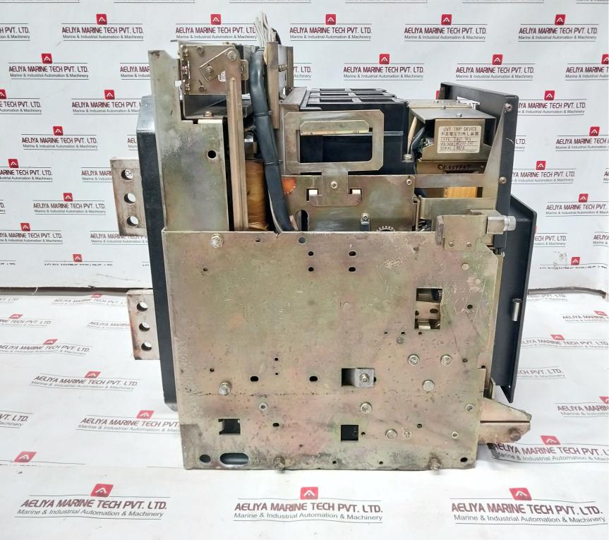At 25 Terasaki Air Circuit Breaker 50/60Hz 690Vac