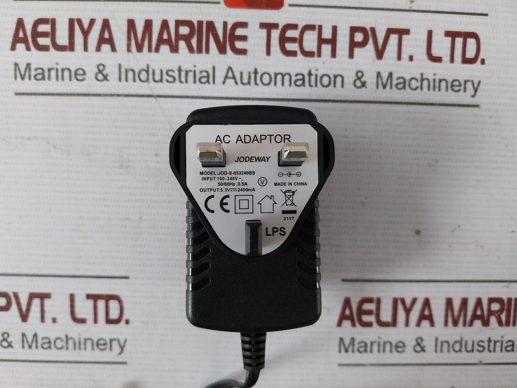 Aten Vs164 4-port Dvi Video Splitter Jod-s-053240Bs 100-240V,50/60Hz,0.5A 5.3V