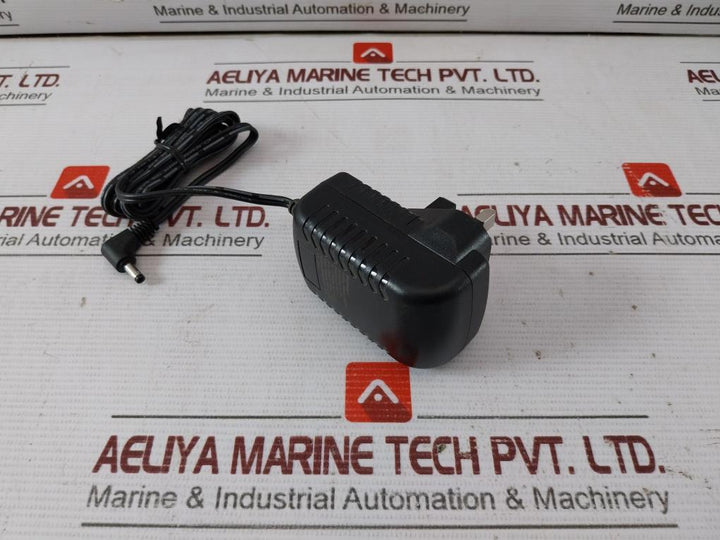 Aten Vs164 4-port Dvi Video Splitter Jod-s-053240Bs 100-240V,50/60Hz,0.5A 5.3V