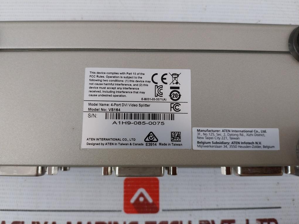 Aten Vs164 4-port Dvi Video Splitter Jod-s-053240Bs 100-240V,50/60Hz,0.5A 5.3V