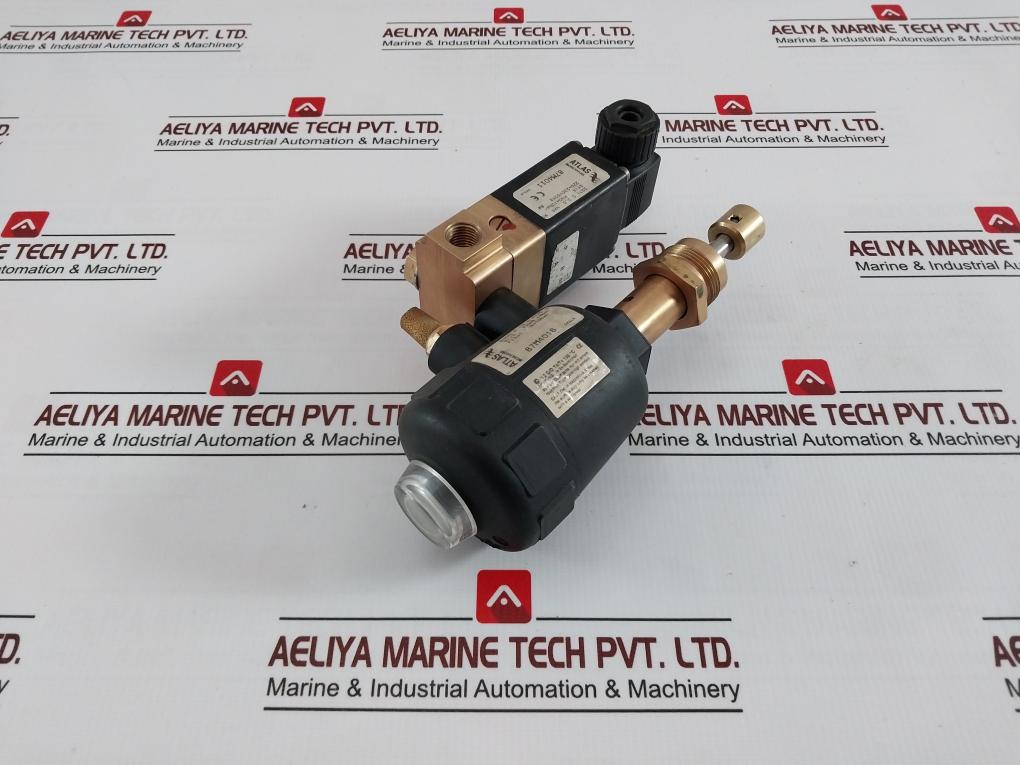 Atlas 2000 A 13,0 Ptfe Rg Pneumatic Angle Seat Valve With 0331 C 3,0 Nbr Ms