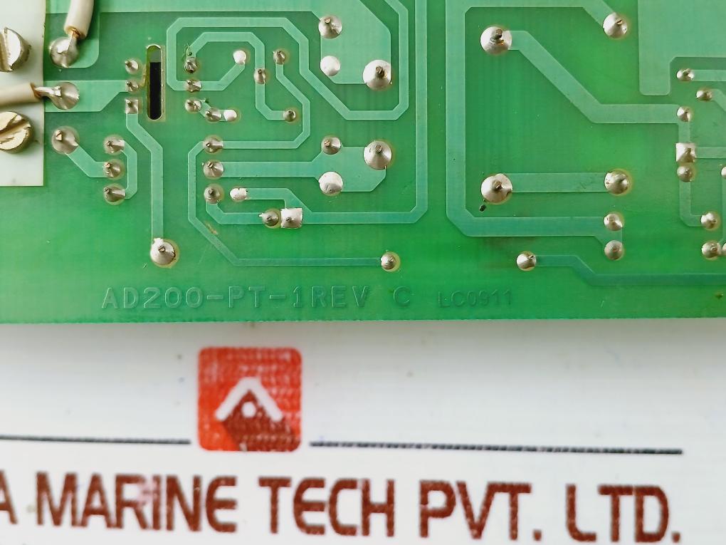 Autodata Ad200-pt-1 Printed Circuit Board Rev: C Rc21111102