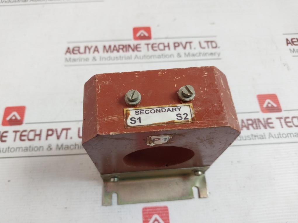 Automatic Electric 300/5A Current Transformer 0.66/3.0Kv 50Hz I.S.S. 2705/1992