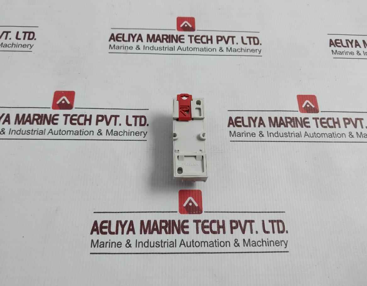 Automation Direct 782-2C-skt Relay Socket 600V 20A