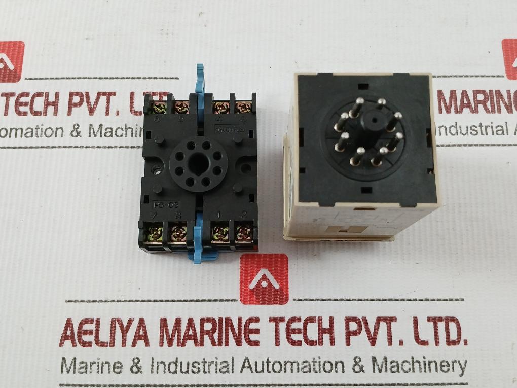 Autonics-0-6-Sec-10A-250Vac-Analog-On-delay-Timer-With-Socket-Ate-6S-208030-10