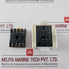 Autonics At8N Multi-function Analog Timer W/ Base 0-5 Sec 250Vac 100-240Vac