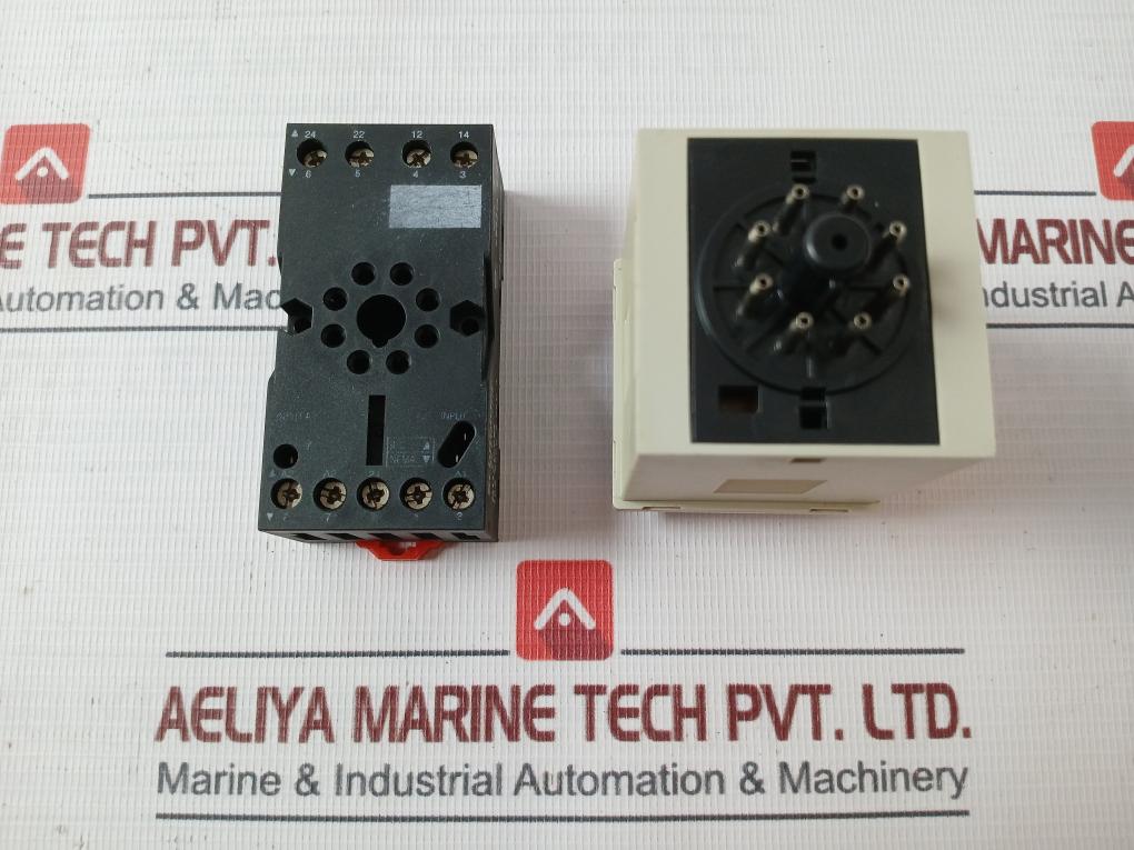 Autonics At8N Multi-function Analog Timer With Base 24–240Vdc 2W Ruzc2M 8A1116X